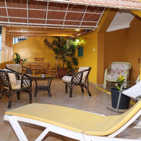O Jardim Do Vinho, Ac Bed & Breakfast ปรายา ภายนอก รูปภาพ