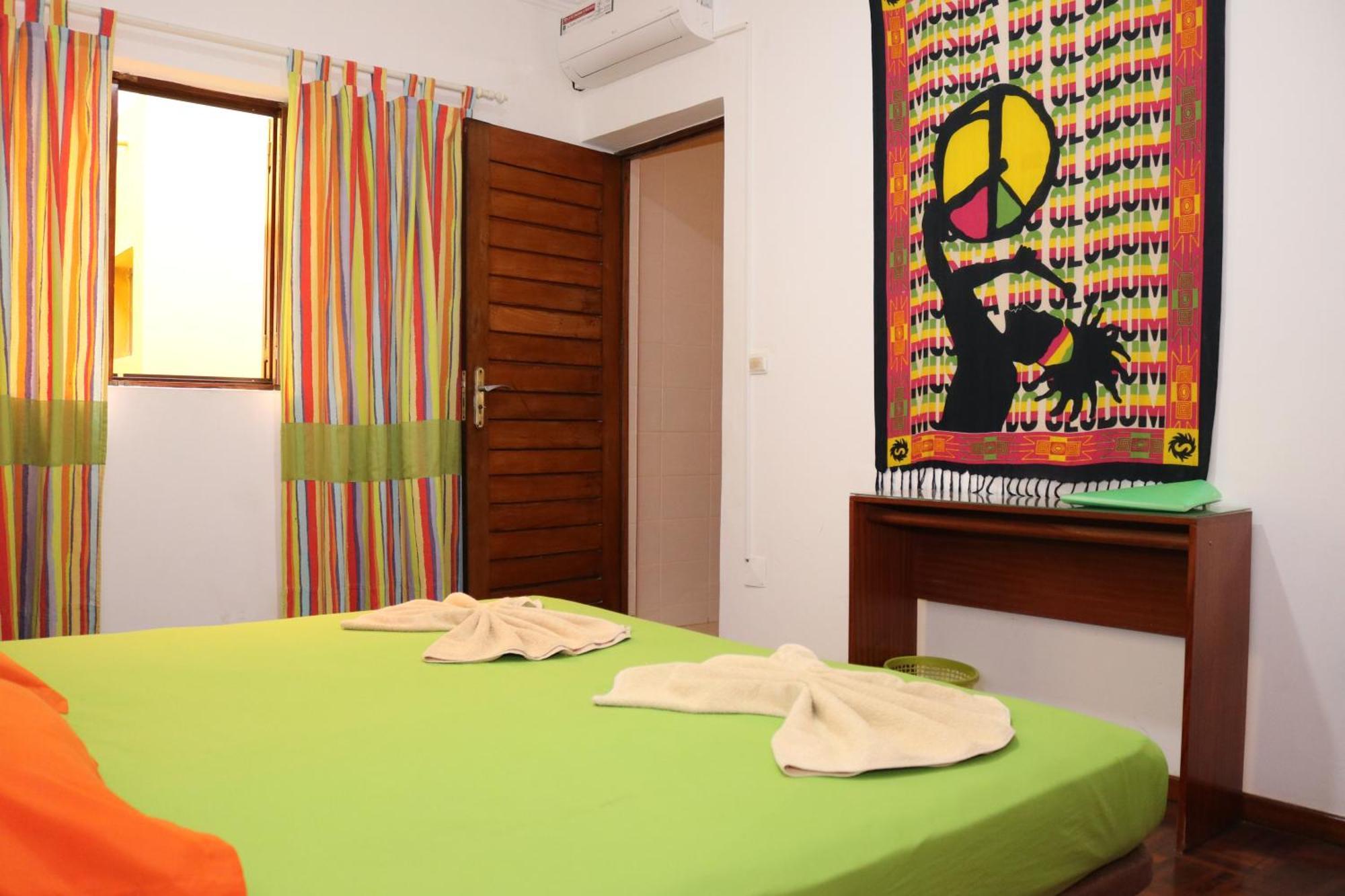 O Jardim Do Vinho, Ac Bed & Breakfast ปรายา ภายนอก รูปภาพ